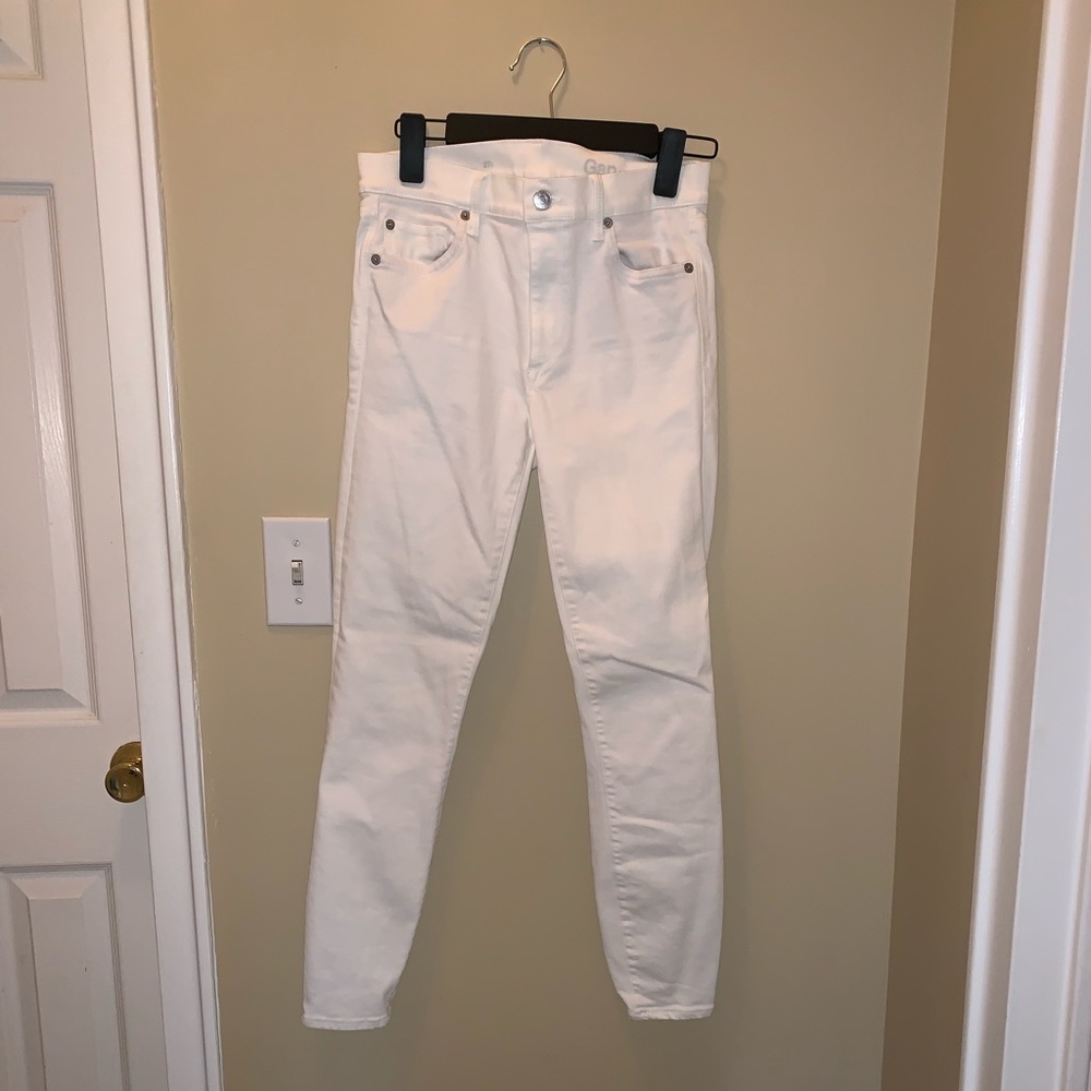 Gap white stretch skinny jeans sz 27